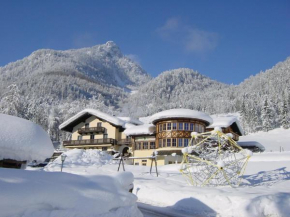 Отель Gasthof Kleefeld, Штробль